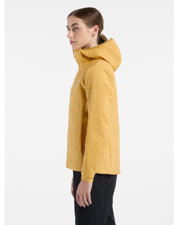 Arc'teryx Women's Atom Hoody Sunstone Arc'teryx Arc'teryx Women's Atom Hoody Sunstone Arc'teryx