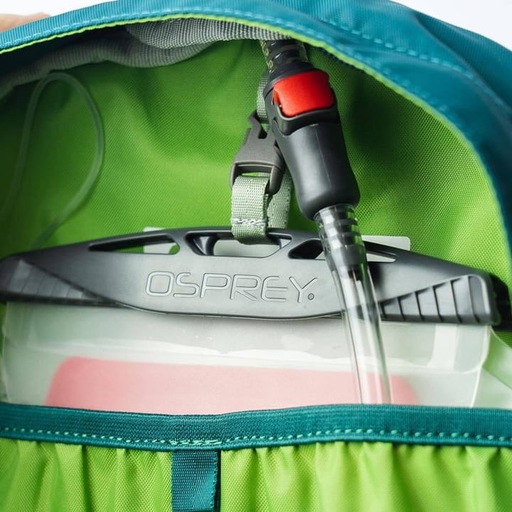 Osprey Daylite Kids Cosmic Red Osprey Osprey Daylite Kids Cosmic Red Osprey