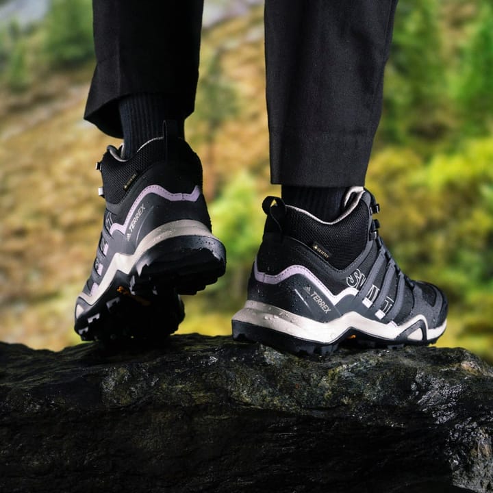 Adidas Terrex Swift R2 Mid GTX W Cblack/Dgsogr/Prptnt Adidas Adidas Terrex Swift R2 Mid GTX W Cblack/Dgsogr/Prptnt Adidas