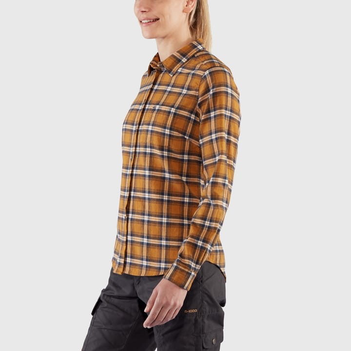 Fjällräven Övik Flannel Shirt W Chalk White-Dune Beige Fjällräven Fjällräven Övik Flannel Shirt W Chalk White-Dune Beige Fjällräven