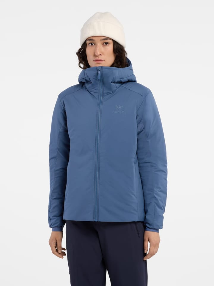 Arc'teryx Women's Atom Heavyweight Hoody Moonlit Arc'teryx Arc'teryx Women's Atom Heavyweight Hoody Moonlit Arc'teryx