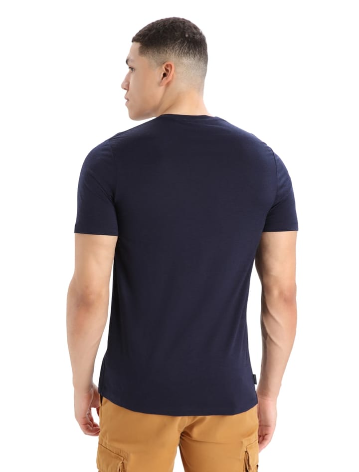 Icebreaker Men's Tech Lite II Short Sleeve Tee Skiing Yeti Midnight Navy Icebreaker Icebreaker Men's Tech Lite II Short Sleeve Tee Skiing Yeti Midnight Navy Icebreaker