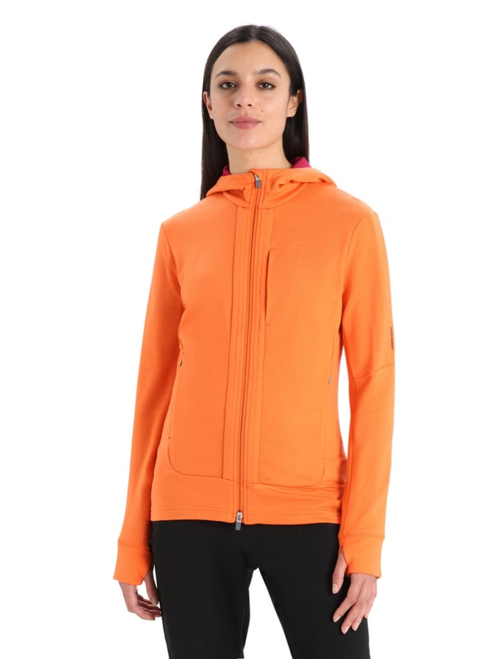 Icebreaker Women's Quantum III Long Sleeve Zip Hood Flash/Cherry Icebreaker Icebreaker Women's Quantum III Long Sleeve Zip Hood Flash/Cherry Icebreaker