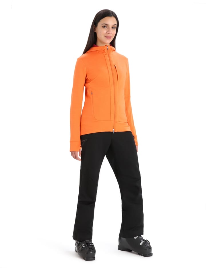 Icebreaker Women's Quantum III Long Sleeve Zip Hood Flash/Cherry Icebreaker Icebreaker Women's Quantum III Long Sleeve Zip Hood Flash/Cherry Icebreaker
