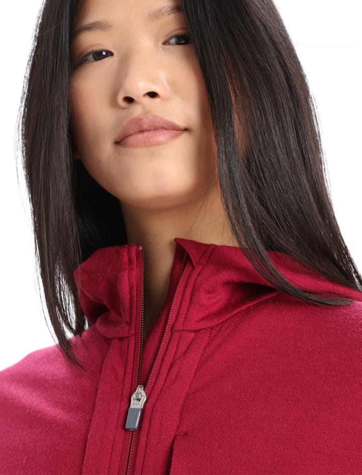 Icebreaker Women's Quantum III Long Sleeve Zip Hood Cherry/Espresso Icebreaker Icebreaker Women's Quantum III Long Sleeve Zip Hood Cherry/Espresso Icebreaker