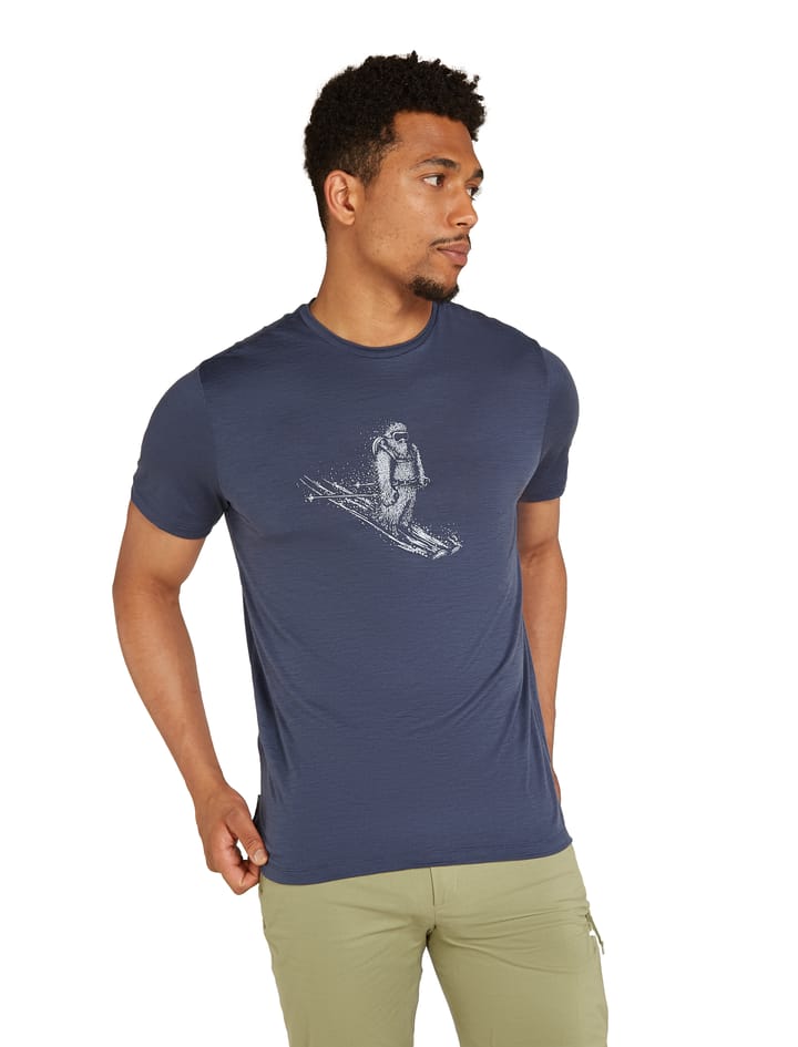 Icebreaker Men's Merino 150 Tech Lite Short Sleeve T-Shirt Skiing Yeti Graphite Icebreaker Icebreaker Men's Merino 150 Tech Lite Short Sleeve T-Shirt Skiing Yeti Graphite Icebreaker