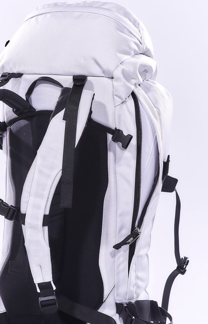 Acapulka Randonnee Alpine Backpack With D Ring Pullpack 38l White Acapulka Acapulka Randonnee Alpine Backpack With D Ring Pullpack 38l White Acapulka