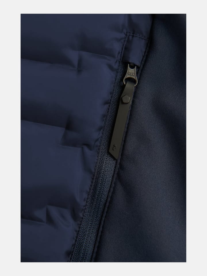 Peak Performance Men's Argon Hybrid Hood Total Eclipse Peak Performance Peak Performance Men's Argon Hybrid Hood Total Eclipse Peak Performance
