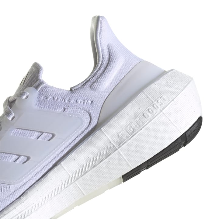 Adidas Ultraboost Light Ftwwht/Ftwwht/Crywht Adidas Adidas Ultraboost Light Ftwwht/Ftwwht/Crywht Adidas