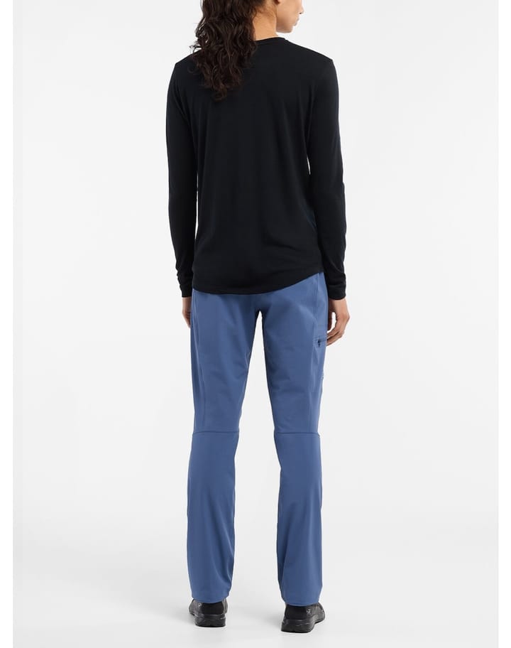 Arc'teryx Women's Gamma LT Pant Black Sapphire Arc'teryx Arc'teryx Women's Gamma LT Pant Black Sapphire Arc'teryx