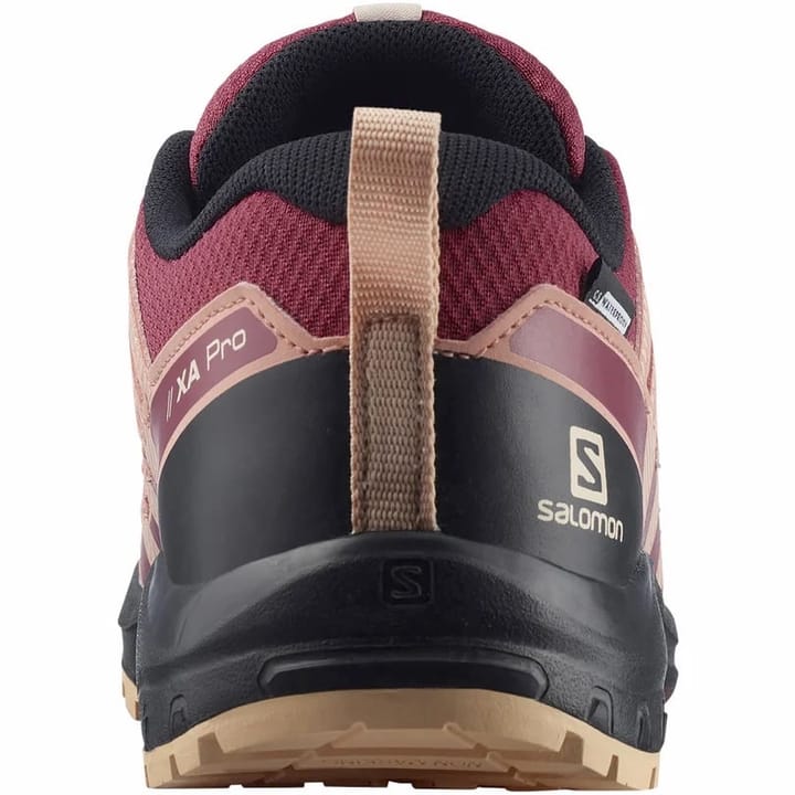Salomon Juniors' XA Pro V8 CSWP Earth Red/Black/Almond Cream Salomon