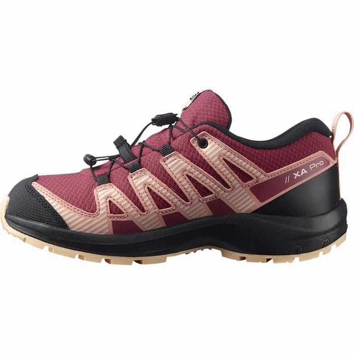 Salomon Juniors' XA Pro V8 CSWP Earth Red/Black/Almond Cream Salomon