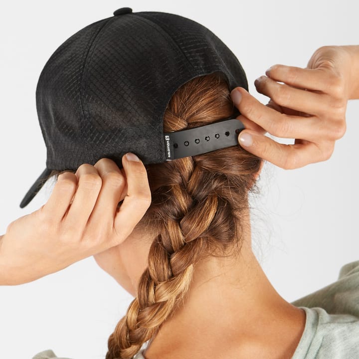 Salomon Trucker Curved Cap Black/Black Salomon Salomon Trucker Curved Cap Black/Black Salomon