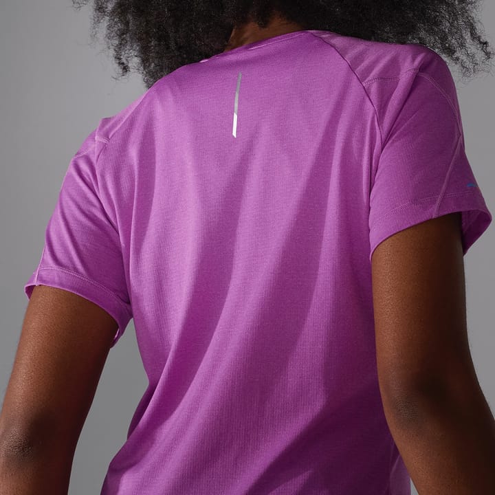 Salomon Women's Cross Run SS Tee Sparkling Grape/Heather Salomon Salomon Women's Cross Run SS Tee Sparkling Grape/Heather Salomon
