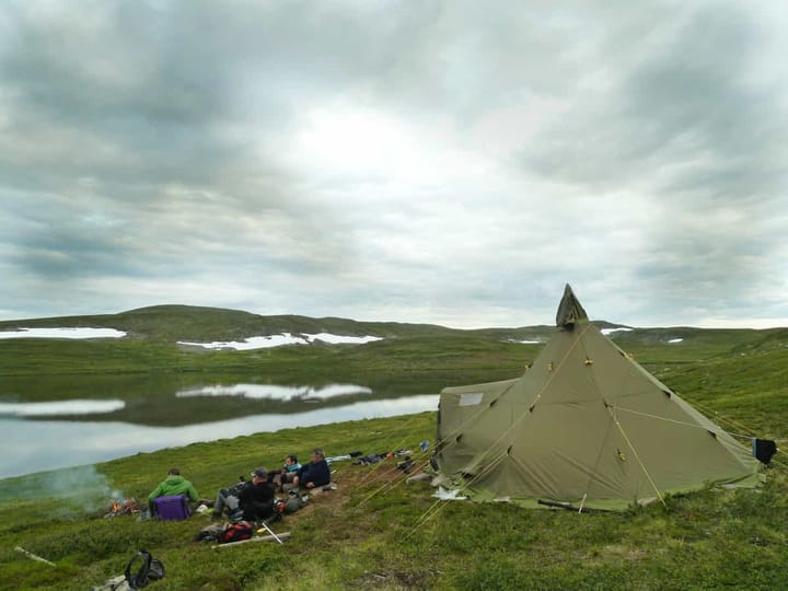 Helsport Varanger 8-10 Camp Outertent Incl. Pole Green Helsport