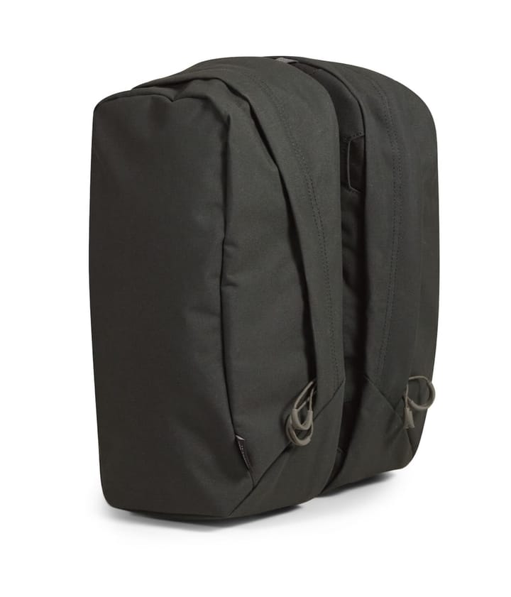 Lundhags Core Saruk Multi Pockets 5+5 L Charcoal Lundhags