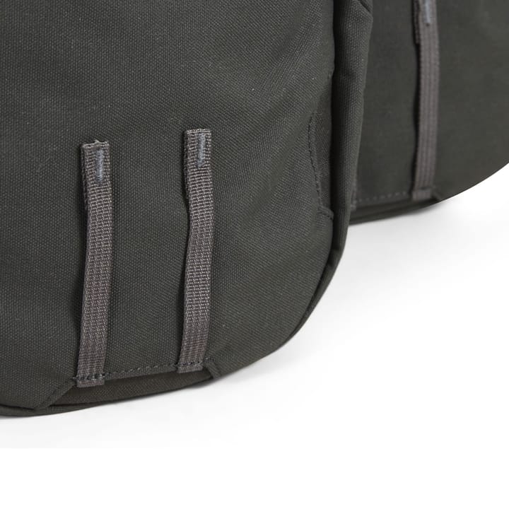 Lundhags Core Saruk Multi Pockets 5+5 L Charcoal Lundhags