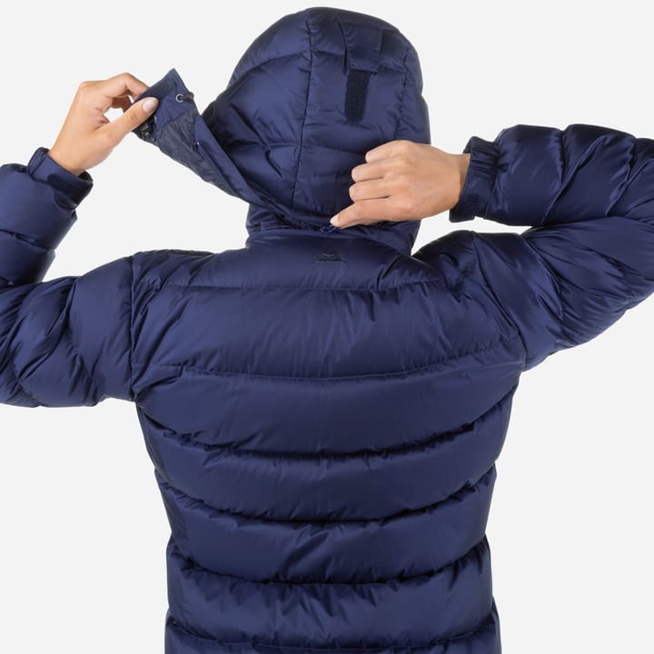 Mountain Equipment Women's Lightline Parka Obsidian Mountain Equipment Mountain Equipment Women's Lightline Parka Obsidian Mountain Equipment