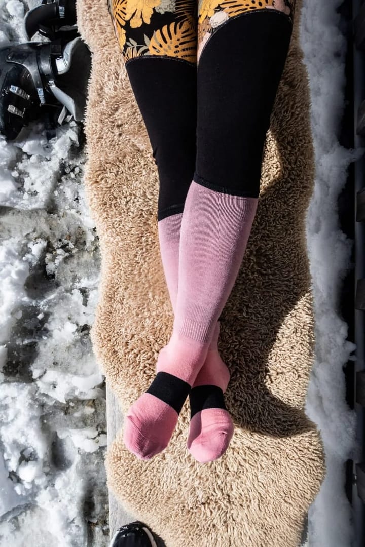Mons Royale Atlas Merino Snow Sock Dusty Pink Mons Royale