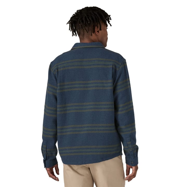 Patagonia Men's Fjord Flannel Shirt Treelined/Smolder Blue Patagonia Patagonia Men's Fjord Flannel Shirt Treelined/Smolder Blue Patagonia