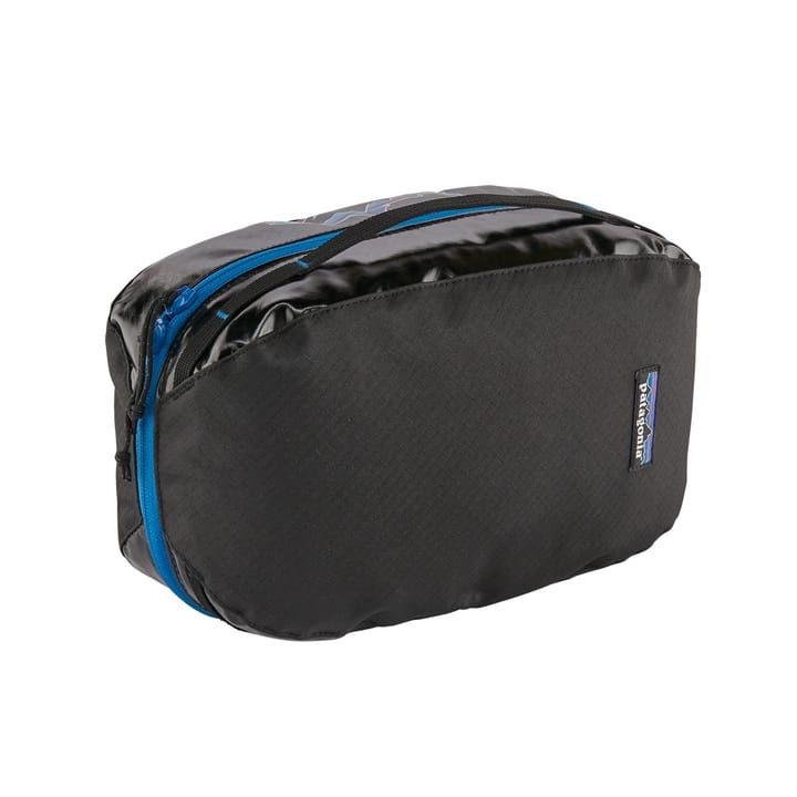 Patagonia Black Hole Cube - Medium Black W/Fitz Trout Patagonia Patagonia Black Hole Cube - Medium Black W/Fitz Trout Patagonia
