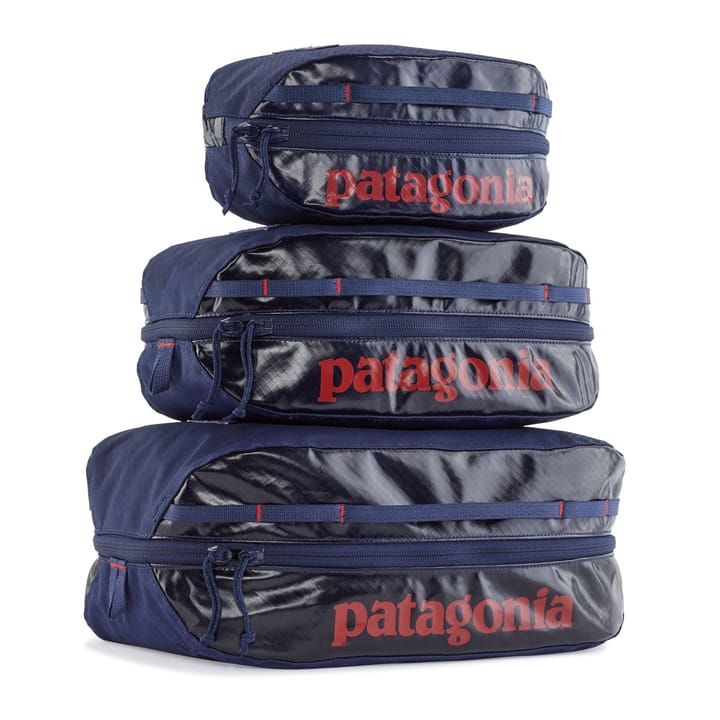Patagonia Black Hole Cube - Medium Classic Navy Patagonia Patagonia Black Hole Cube - Medium Classic Navy Patagonia