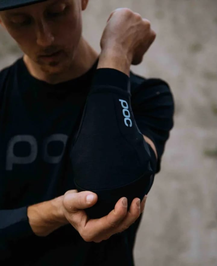 POC Oseus Vpd Elbow Uranium Black POC POC Oseus Vpd Elbow Uranium Black POC