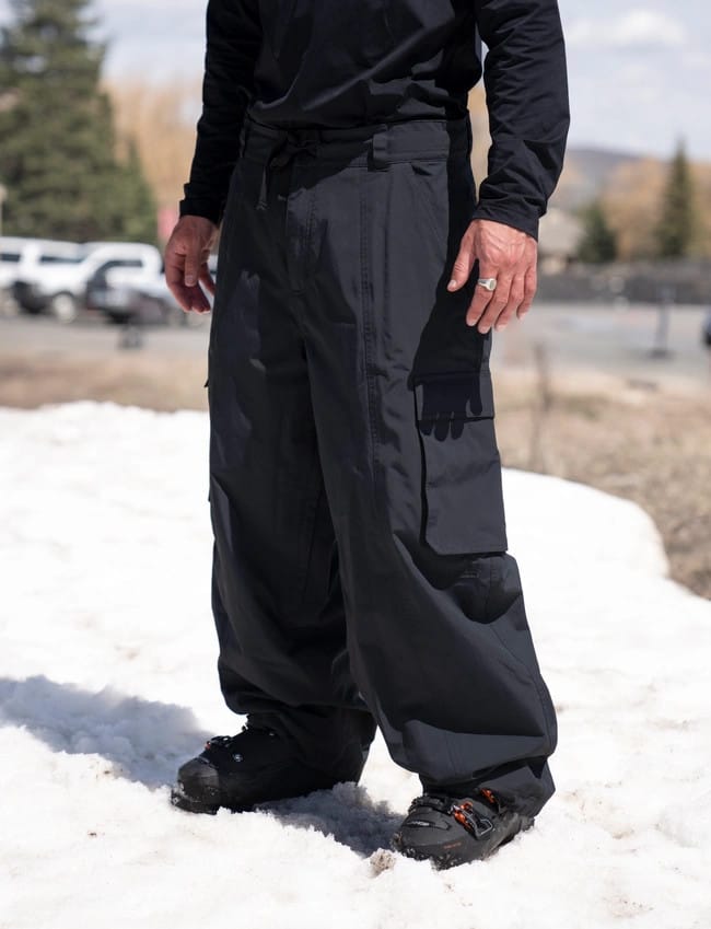 ARMADA Unisex Team Issue 2L Insulated Cargo Pant Black ARMADA ARMADA Unisex Team Issue 2L Insulated Cargo Pant Black ARMADA