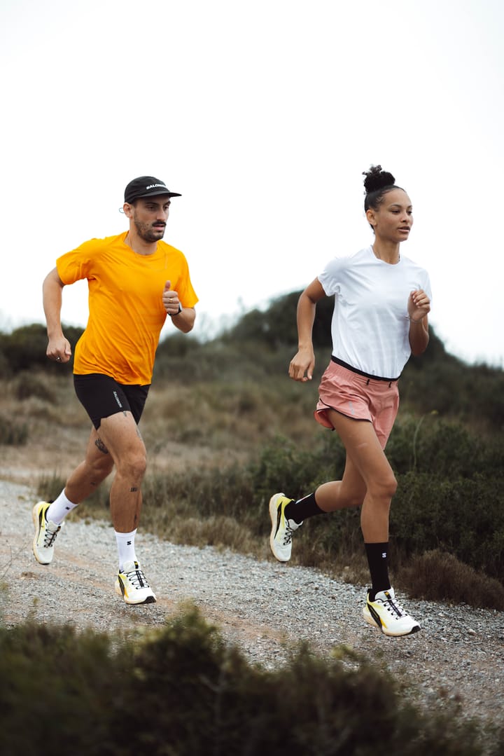 Salomon Men's Sense Ride 5 Vanilla Ice/Sulphur Spring/Black Salomon Salomon Men's Sense Ride 5 Vanilla Ice/Sulphur Spring/Black Salomon