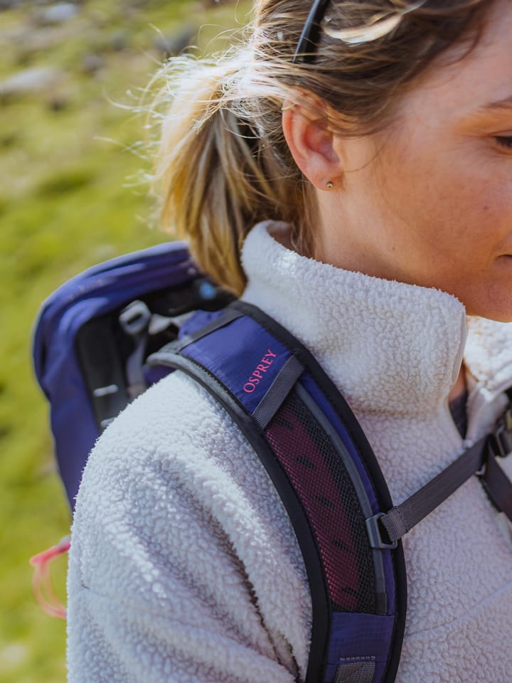 Osprey Tempest 26 Deep Fig/hotspot Pink Osprey