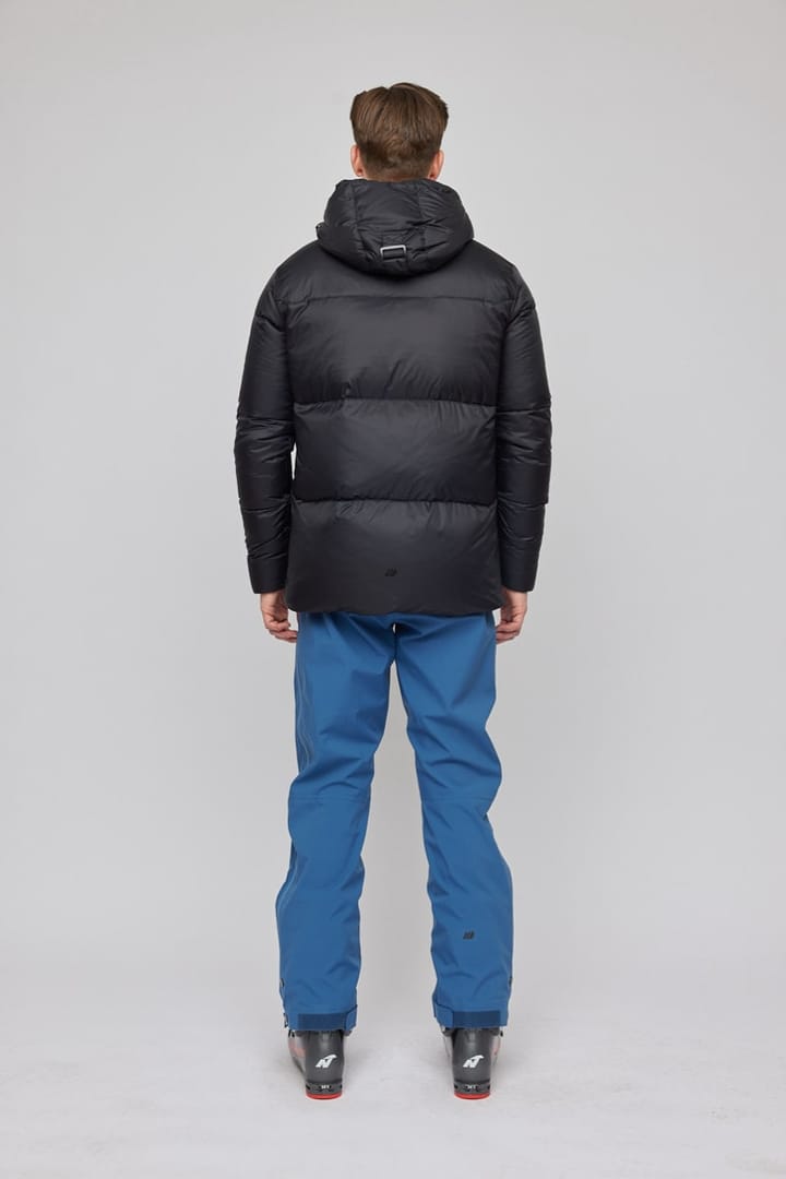 Skogstad M Ustetind Black