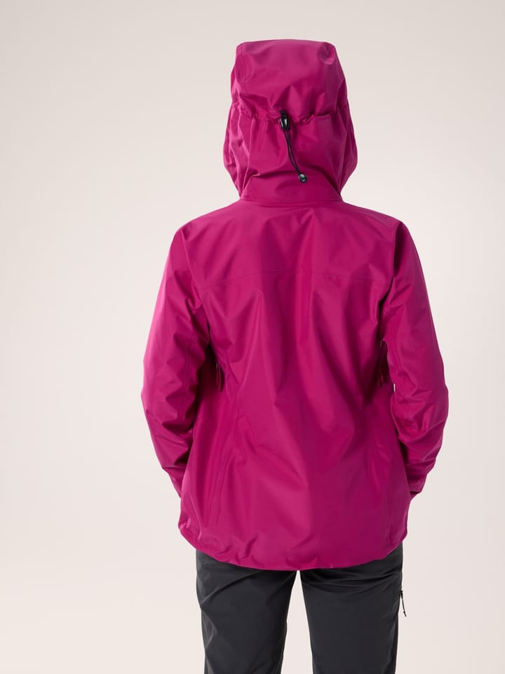 Arc'teryx Women's Beta LT Jacket Amaranthus/Edziza Arc'teryx Arc'teryx Women's Beta LT Jacket Amaranthus/Edziza Arc'teryx