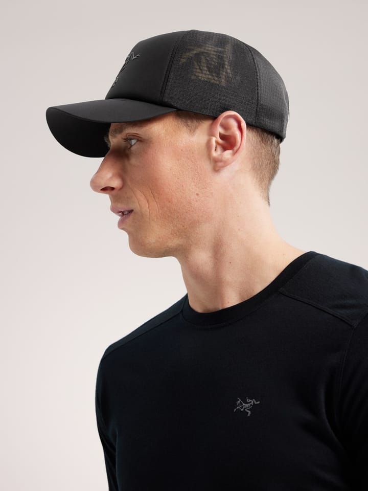 Arc'teryx Bird Trucker Curved Brim Hat Black Arc'teryx Arc'teryx Bird Trucker Curved Brim Hat Black Arc'teryx