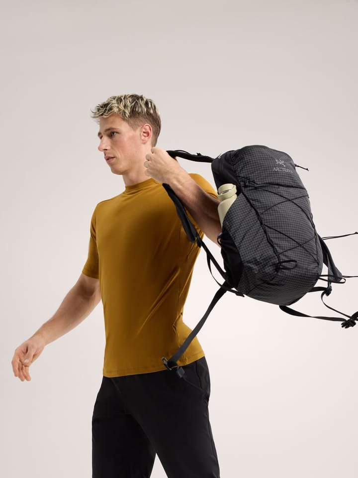 Arc'teryx Aerios 18 Backpack Black Arc'teryx Arc'teryx Aerios 18 Backpack Black Arc'teryx