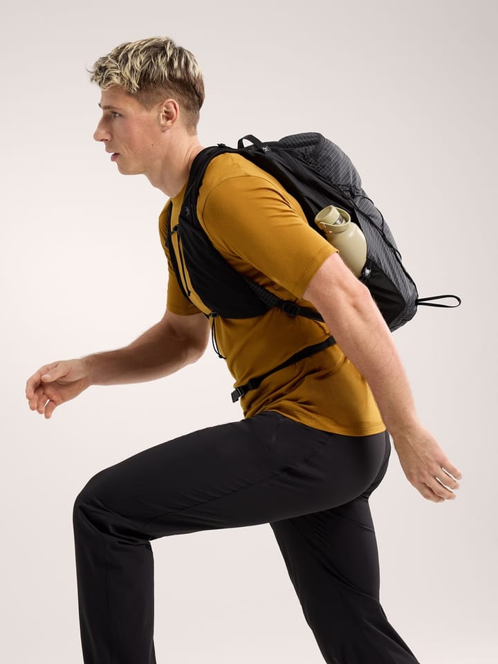 Arc'teryx Aerios 18 Backpack Black Arc'teryx Arc'teryx Aerios 18 Backpack Black Arc'teryx