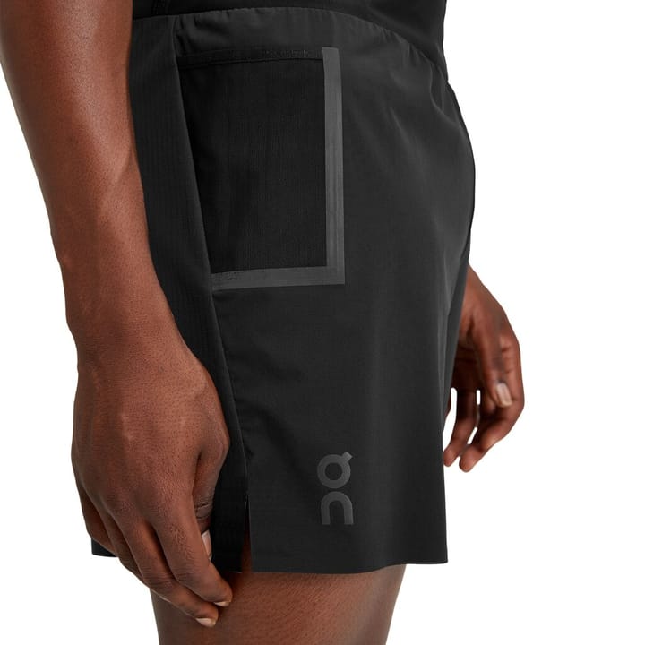 On Men's Ultra Shorts Black On