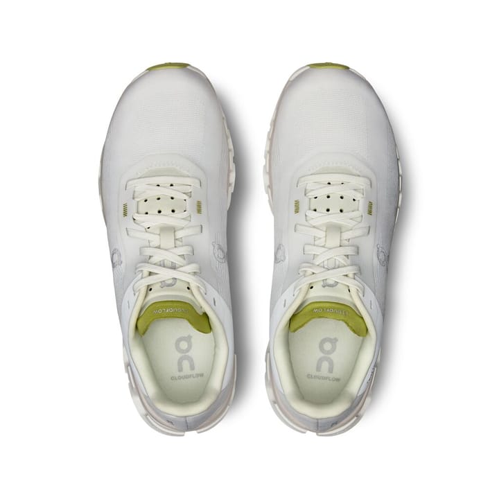On Women's Cloudflow 4 White - Sand On On Women's Cloudflow 4 White - Sand On