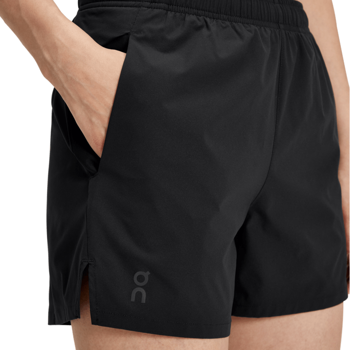 On Women's Essential Shorts Black On