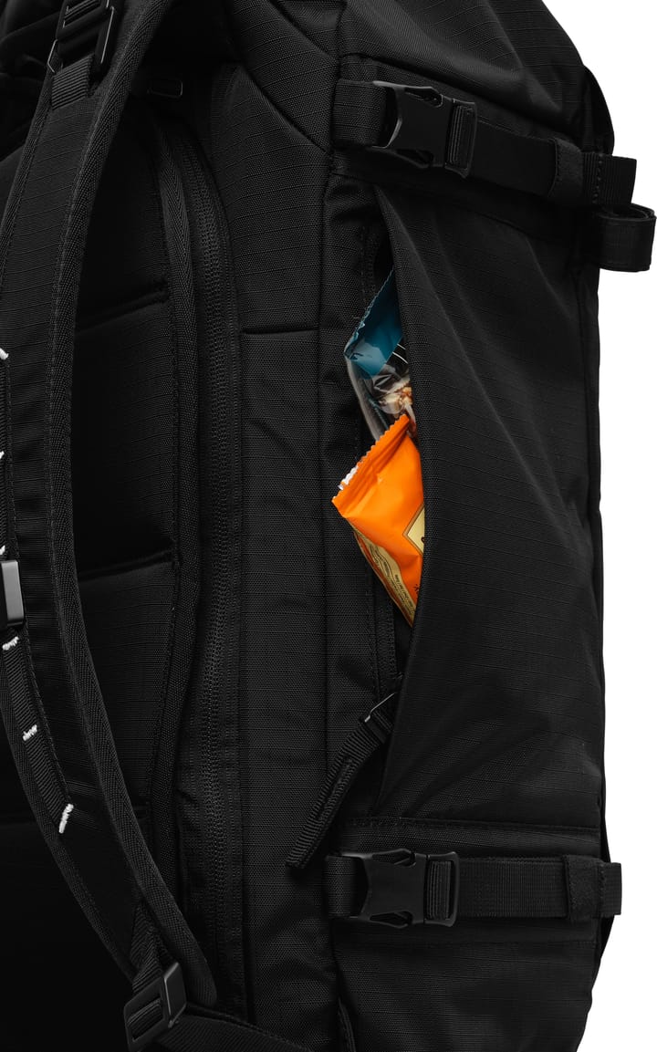 Db Snow Pro Backpack 32L Black Out Db