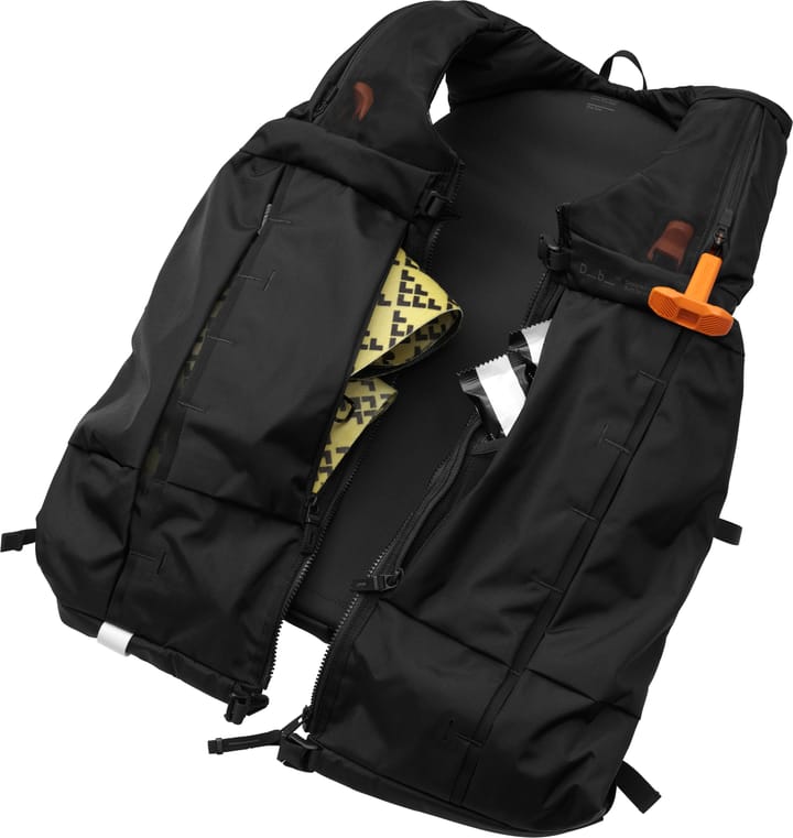 Db Snow Pro Vest 8L Black Out Db Db Snow Pro Vest 8L Black Out Db