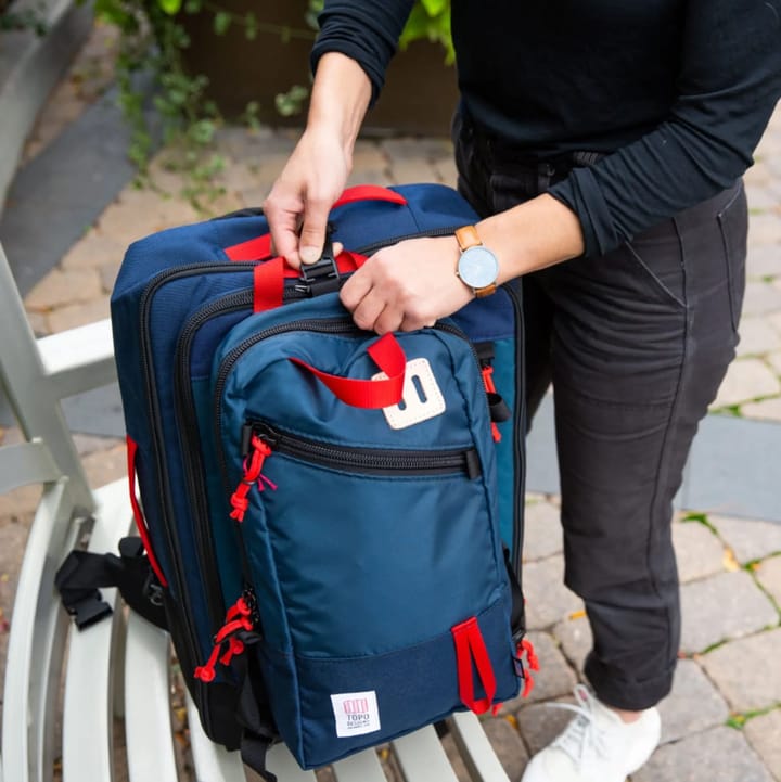 Topo Designs Topo Global Travel Bag Navy/Navy Topo Designs Topo Designs Topo Global Travel Bag Navy/Navy Topo Designs