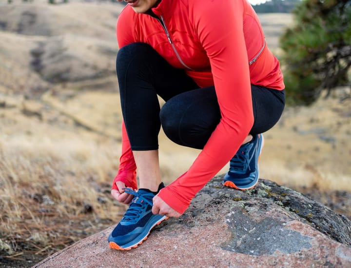 Topo Athletic W-MT-4 Navy / Coral Topo Athletic