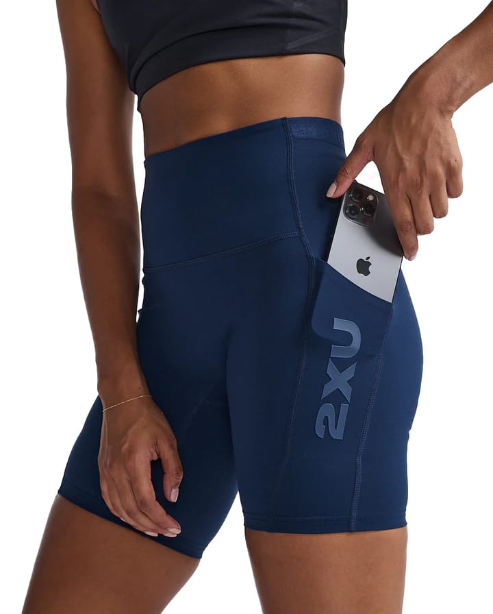 2XU Women's Form Stash Hi-Rise Bike Short MIDNIGHT/MIDNIGHT 2XU