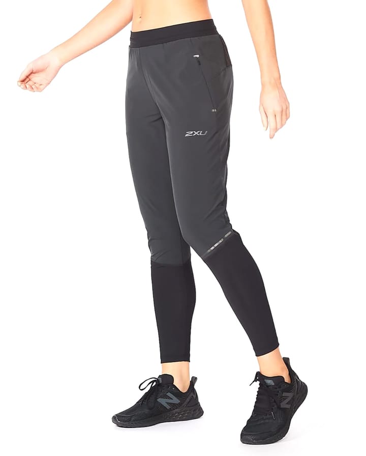 Women's Light Speed Jogger Black/Black Reflective 2XU