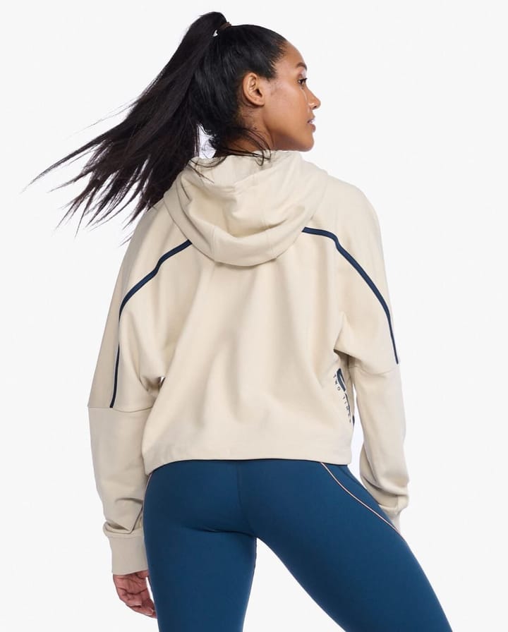 2XU Form Pop Seam Hoodie Linen/Off White 2XU 2XU Form Pop Seam Hoodie Linen/Off White 2XU