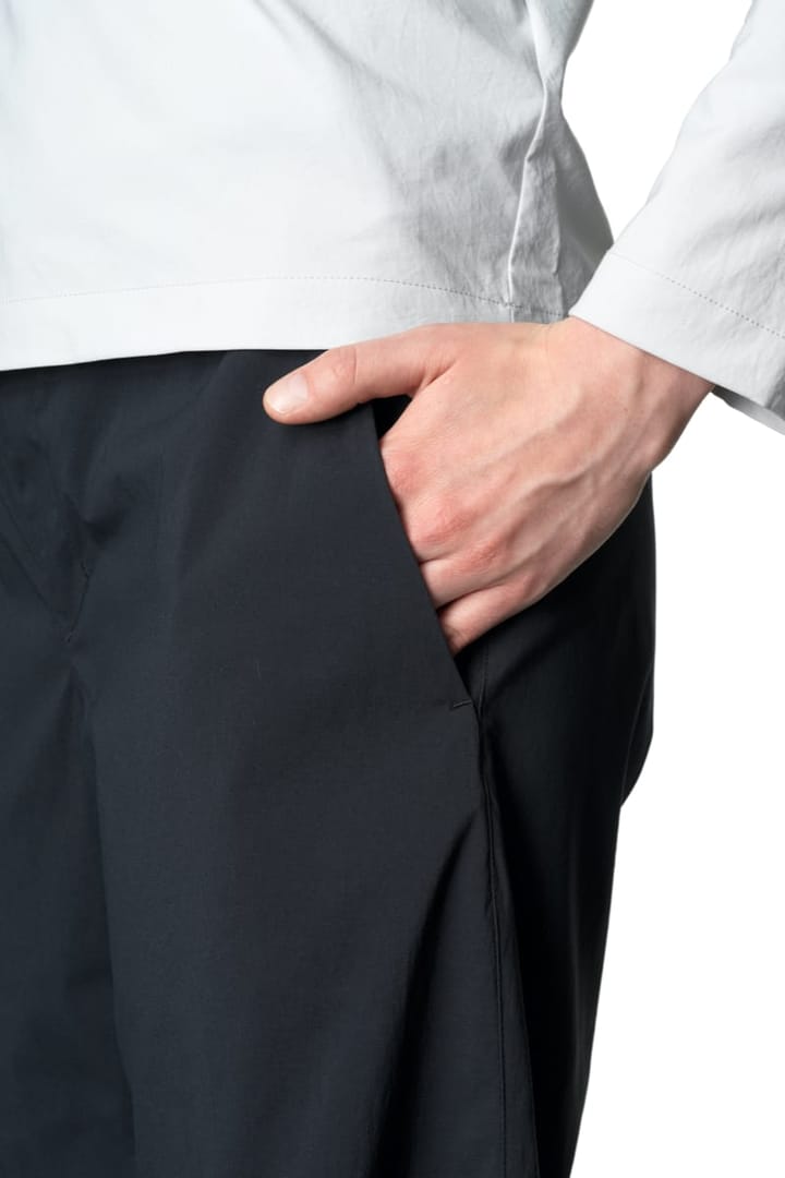 Houdini W's Wadi Shorts True Black Houdini Sportswear Houdini W's Wadi Shorts True Black Houdini Sportswear