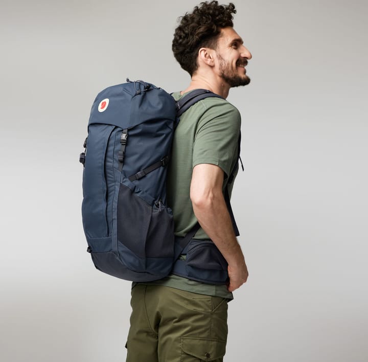 Fjällräven Abisko Hike 35 M/L Black Fjällräven