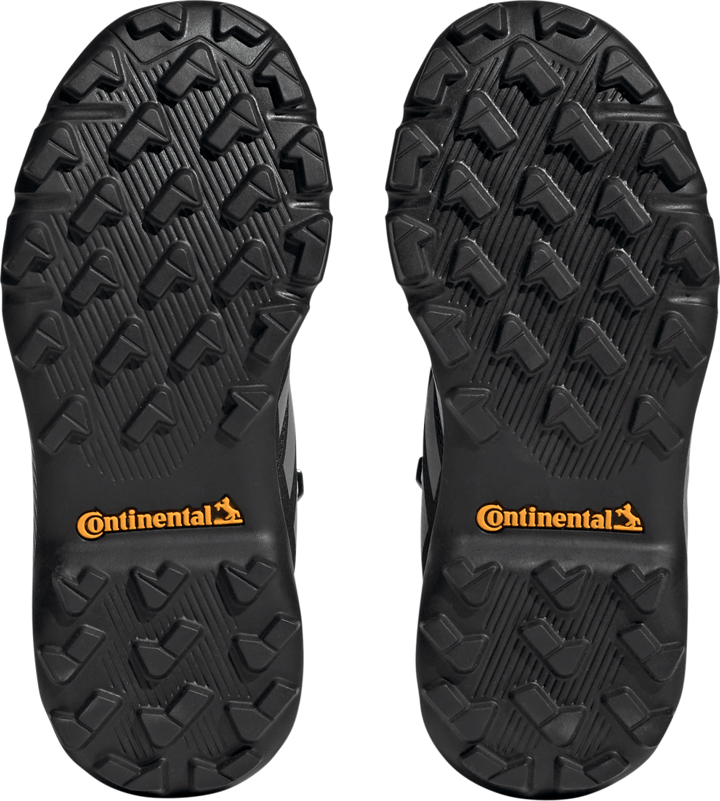 terrex tivid mid cp hiking shoe