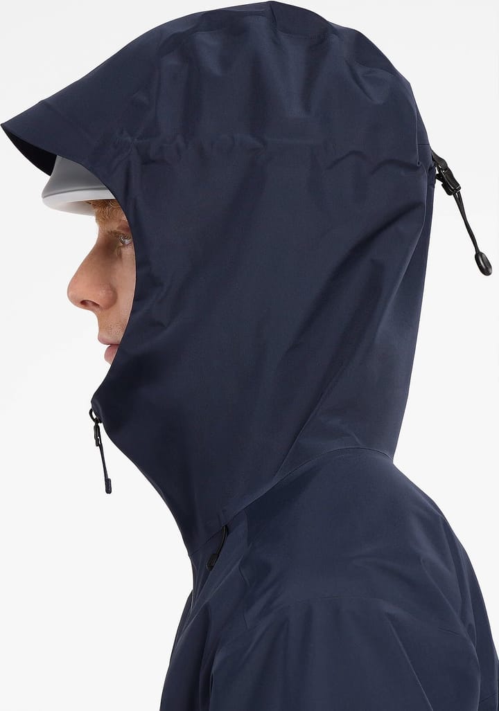 Arc'teryx Men's Beta LT Jacket Black Sapphire Arc'teryx