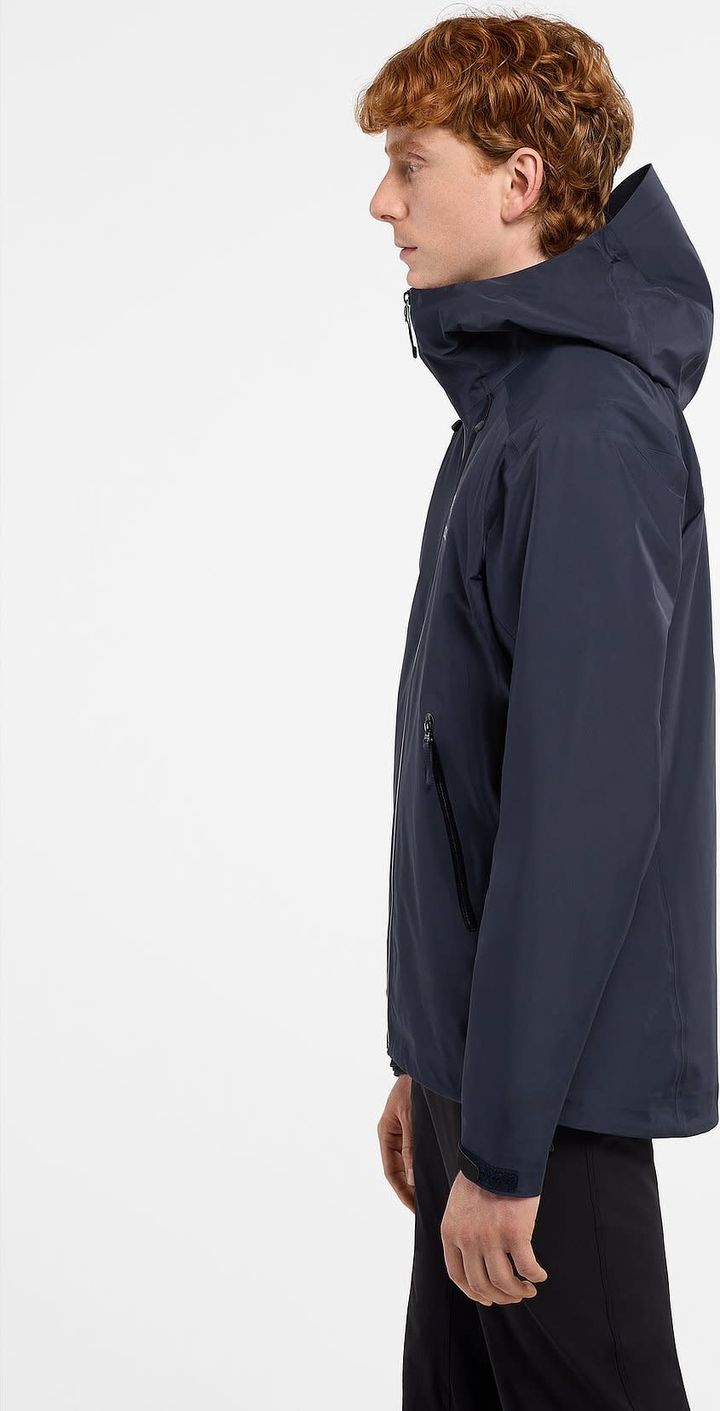 Arc'teryx Men's Beta LT Jacket Black Sapphire Arc'teryx